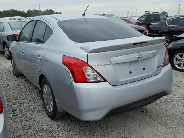 3N1CN7AP6FL830791 - 2015 NISSAN VERSA S GRAY photo 3