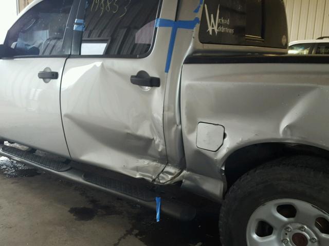 1N6AA07A94N525175 - 2004 NISSAN TITAN XE GRAY photo 9