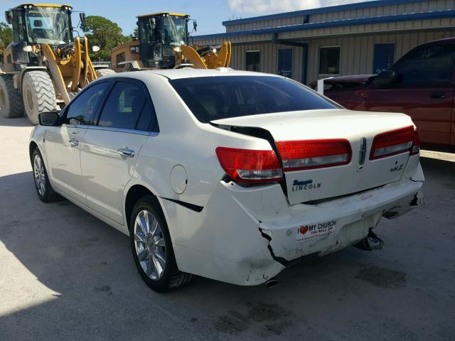 3LNHL2GC3CR815170 - 2012 LINCOLN MKZ WHITE photo 3