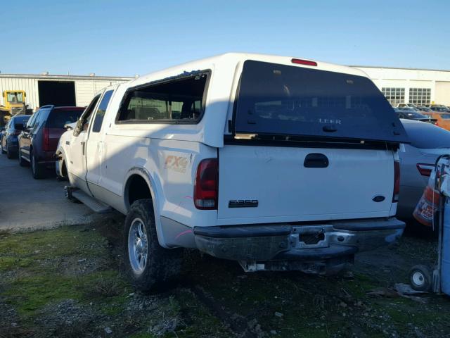 1FTWX31P75ED05850 - 2005 FORD F350 SRW S WHITE photo 3