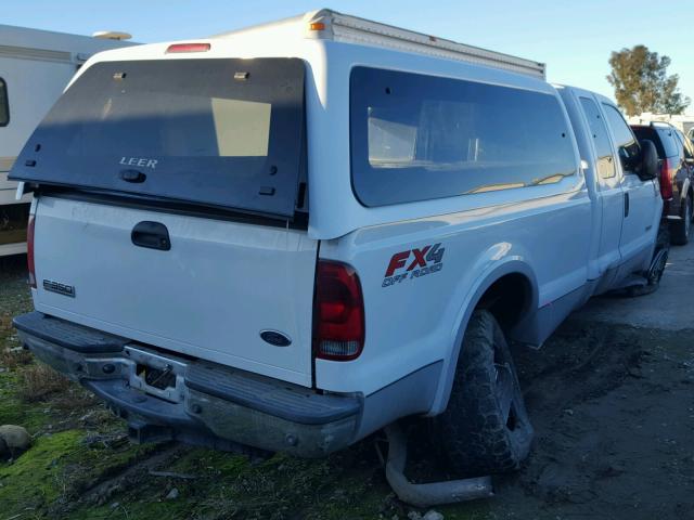 1FTWX31P75ED05850 - 2005 FORD F350 SRW S WHITE photo 4