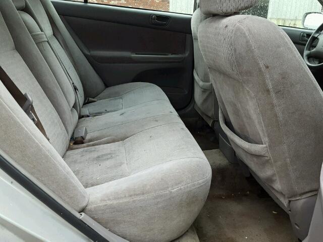 4T1BE32K52U034677 - 2002 TOYOTA CAMRY LE ვერცხლისფერი ფოტო 6