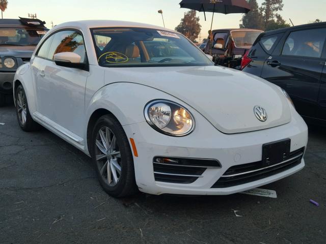 3VWJ17AT3HM607406 - 2017 VOLKSWAGEN BEETLE SE WHITE photo 1