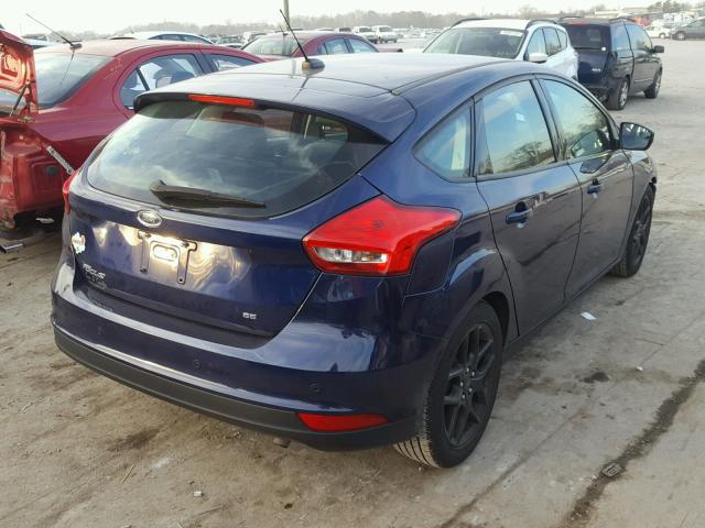 1FADP3K24GL312060 - 2016 FORD FOCUS SE BLUE photo 4