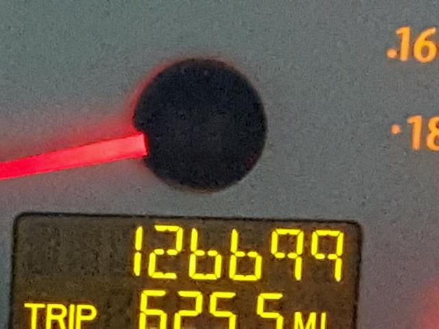 1G8AL52F34Z125953 - 2004 SATURN ION LEVEL WHITE photo 8