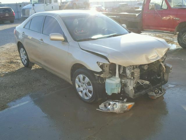 4T1BF3EK2BU708213 - 2011 TOYOTA CAMRY BASE GOLD photo 1