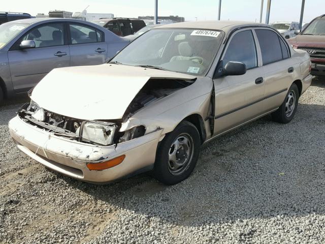 1NXBA02E7TZ362592 - 1996 TOYOTA COROLLA GOLD photo 2