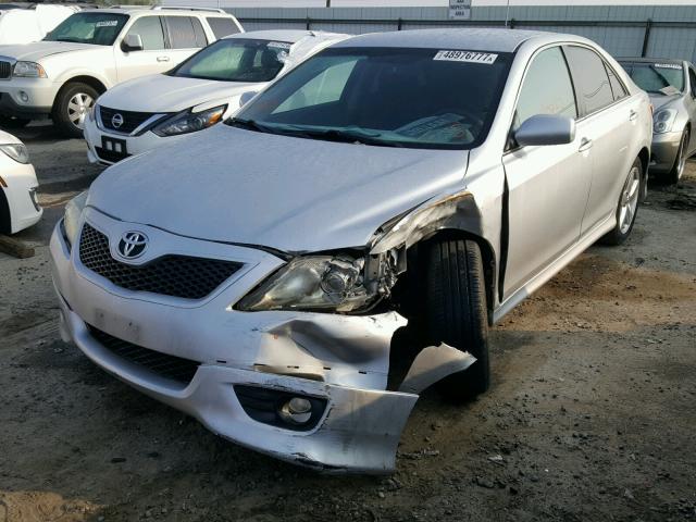 4T1BF3EK9AU008655 - 2010 TOYOTA CAMRY BASE SILVER photo 2