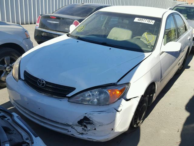 4T1BE32K84U263373 - 2004 TOYOTA CAMRY LE 白色 照片 2