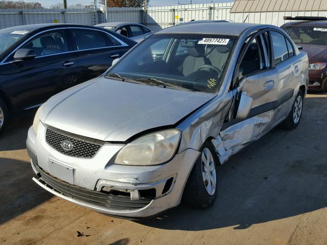 KNADE123076261066 - 2007 KIA RIO BASE SILVER photo 2