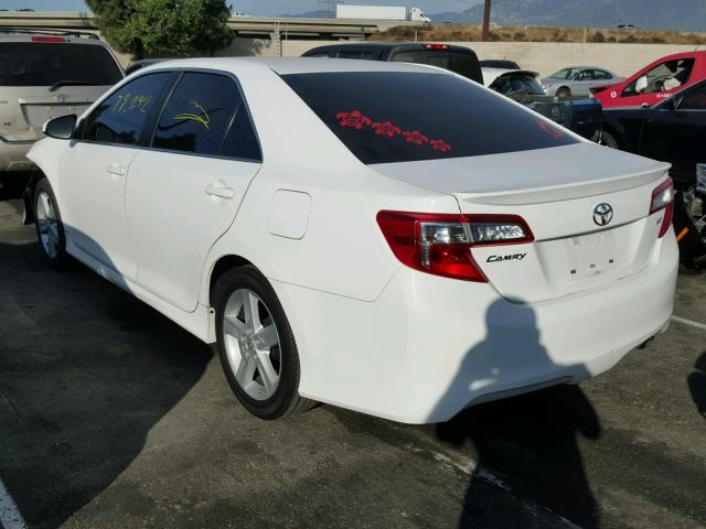 4T1BF1FK7CU118772 - 2012 TOYOTA CAMRY BASE WHITE photo 3