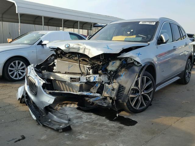WBXHT3C35H5F70243 - 2017 BMW X1 XDRIVE2 SILVER photo 2