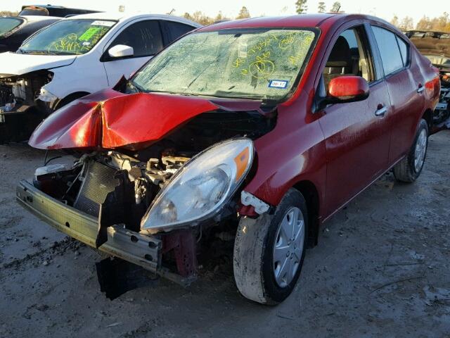 3N1CN7AP8CL916793 - 2012 NISSAN VERSA S RED photo 2