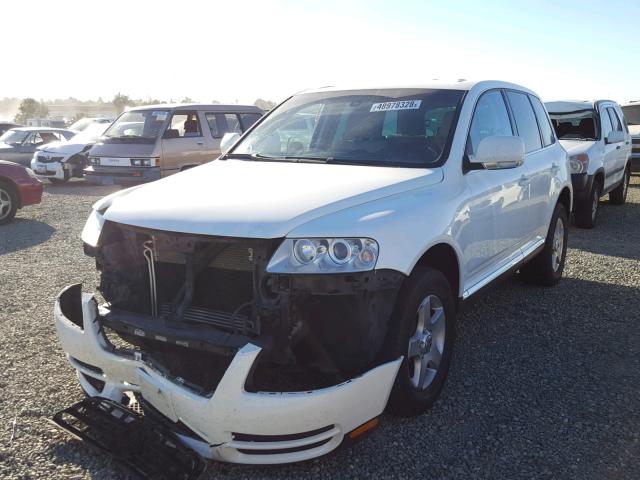 WVGZG77L05D029358 - 2005 VOLKSWAGEN TOUAREG 3. WHITE photo 2