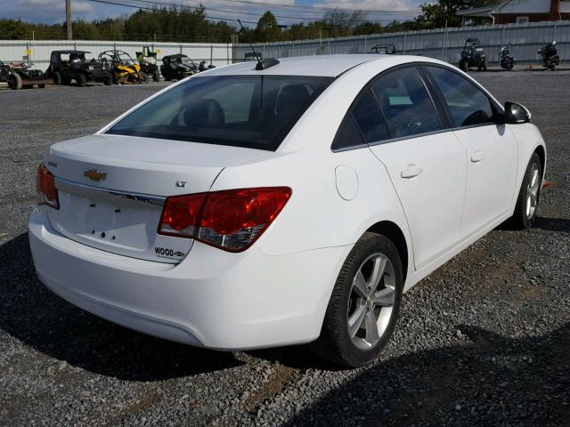 1G1PE5SB7F7298082 - 2015 CHEVROLET CRUZE LT WHITE photo 4