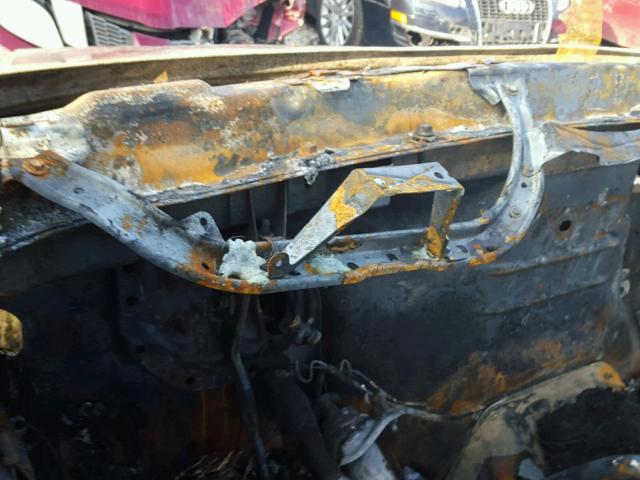 1GCHK29U42E242701 - 2002 CHEVROLET SILVERADO BURN photo 8