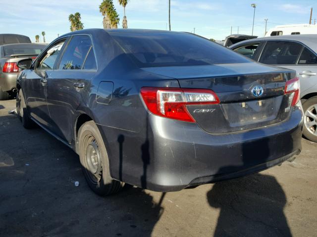 4T1BD1FK0CU045993 - 2012 TOYOTA CAMRY HYBR GRAY photo 3