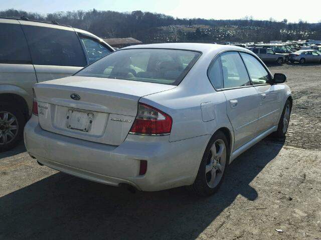 4S3BL616797214459 - 2009 SUBARU LEGACY 2.5 WHITE photo 4