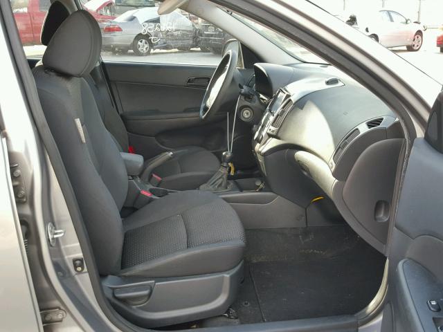 KMHDB8AE3BU105367 - 2011 HYUNDAI ELANTRA TO GRAY photo 5