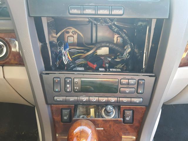 1LNHM87A3YY768004 - 2000 LINCOLN LS SILVER photo 9