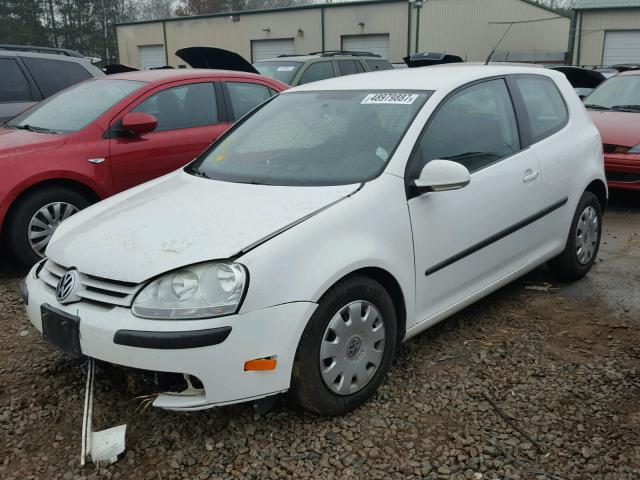 WVWBA71K09W075306 - 2009 VOLKSWAGEN RABBIT WHITE photo 2