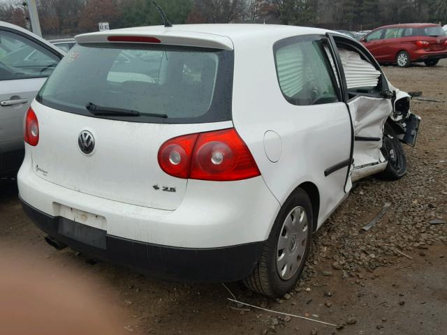 WVWBA71K09W075306 - 2009 VOLKSWAGEN RABBIT WHITE photo 4