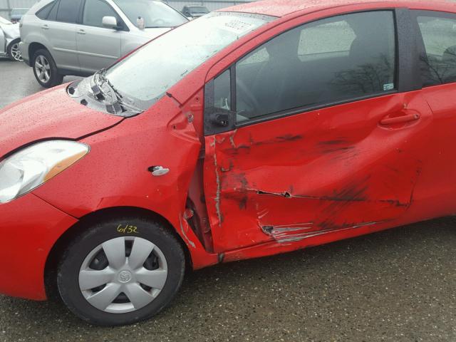 JTDJT923275079885 - 2007 TOYOTA YARIS RED photo 9