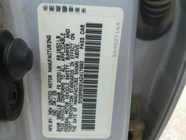 5Y2SP6E81AZ417940 - 2010 PONTIAC VIBE SILVER photo 10