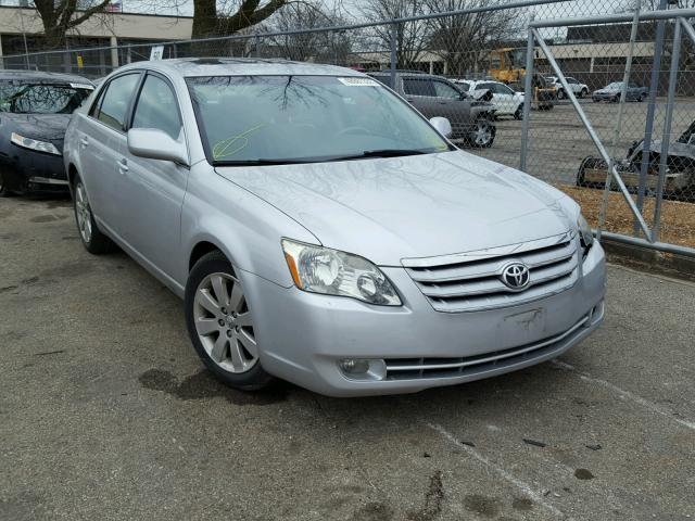 4T1BK36B96U079095 - 2006 TOYOTA AVALON XL SILVER photo 1