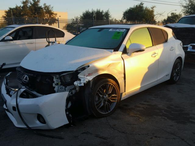 JTHKD5BH7D2149592 - 2013 LEXUS CT 200 WHITE photo 2