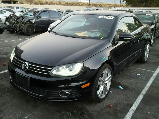 WVWFW7AH2CV019372 - 2012 VOLKSWAGEN EOS LUX 黑色 照片 2