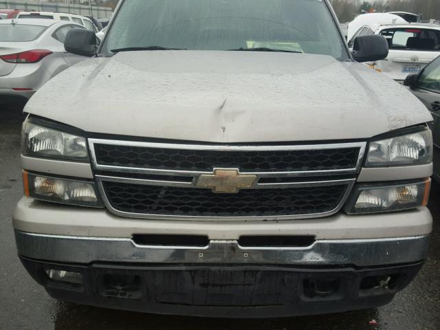 2GCEK13T561116884 - 2006 CHEVROLET SILVERADO SILVER photo 7