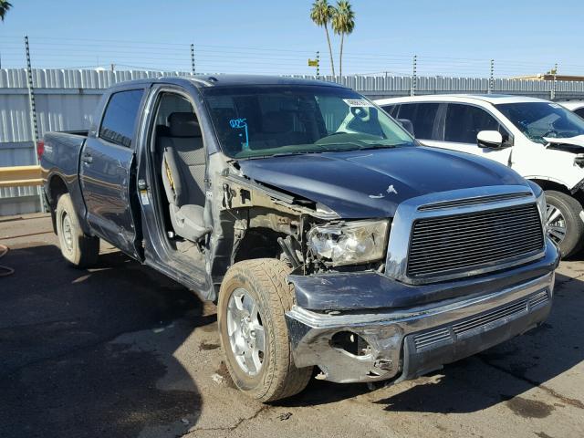 5TFEY5F12AX076517 - 2010 TOYOTA TUNDRA CRE GRAY photo 1