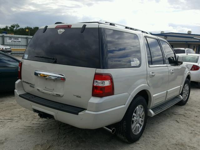 1FMFU20585LA70773 - 2005 FORD EXPEDITION WHITE photo 4