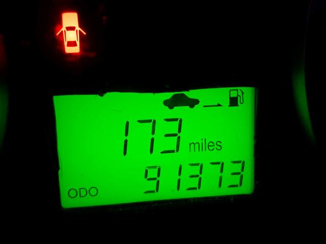 KL1TD6DE2BB158204 - 2011 CHEVROLET AVEO LS RED photo 8