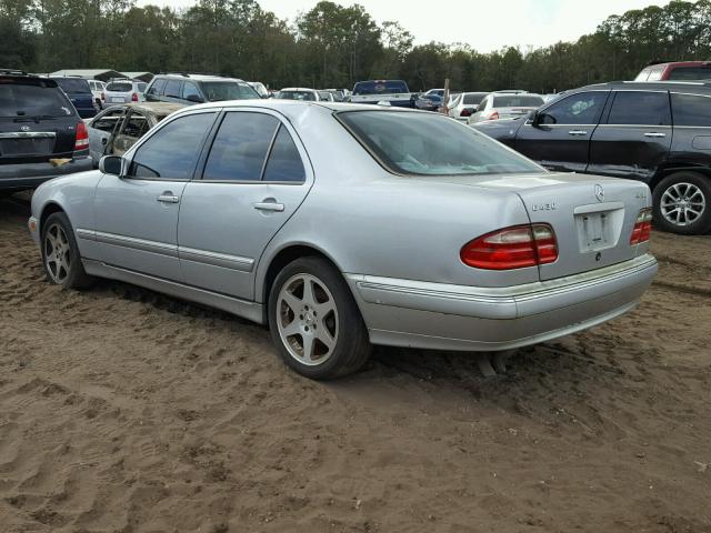 WDBJF83J02X064859 - 2002 MERCEDES-BENZ E 430 SILVER photo 3