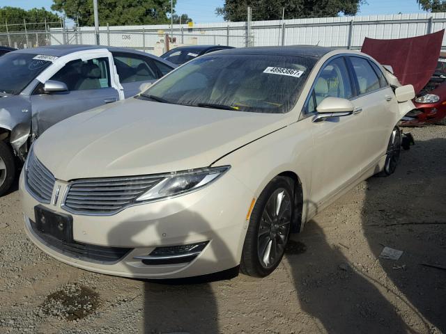 3LN6L2LU6ER824793 - 2014 LINCOLN MKZ HYBRID BEIGE photo 2