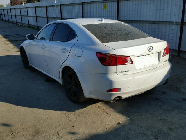 JTHBF5C23A2096499 - 2010 LEXUS IS 250 WHITE photo 3