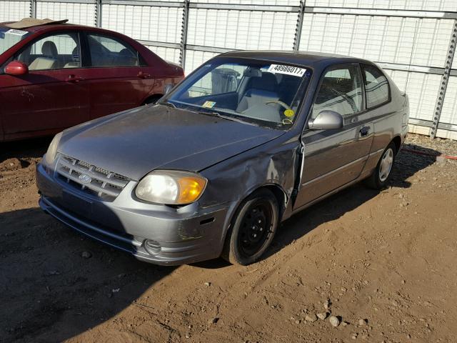 KMHCG35C24U309170 - 2004 HYUNDAI ACCENT GL GRAY photo 2