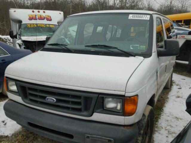 1FMRE11W43HB97564 - 2003 FORD ECONOLINE WHITE photo 2