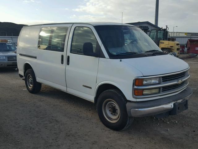 1GCHG35R1V1043433 - 1997 CHEVROLET EXPRESS G3 WHITE photo 1