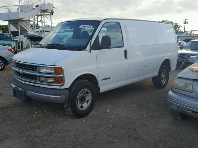 1GCHG35R1V1043433 - 1997 CHEVROLET EXPRESS G3 WHITE photo 2