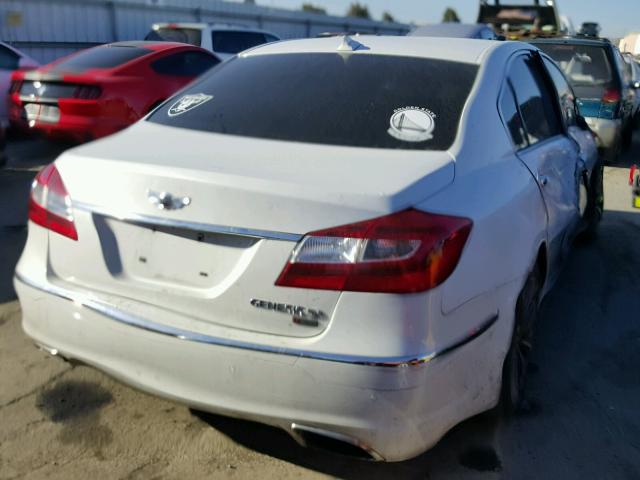 KMHGC4DH7DU240458 - 2013 HYUNDAI GENESIS 5. WHITE photo 4