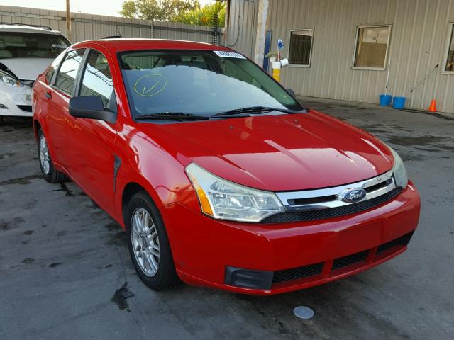 1FAHP35N38W254451 - 2008 FORD FOCUS SE RED photo 1