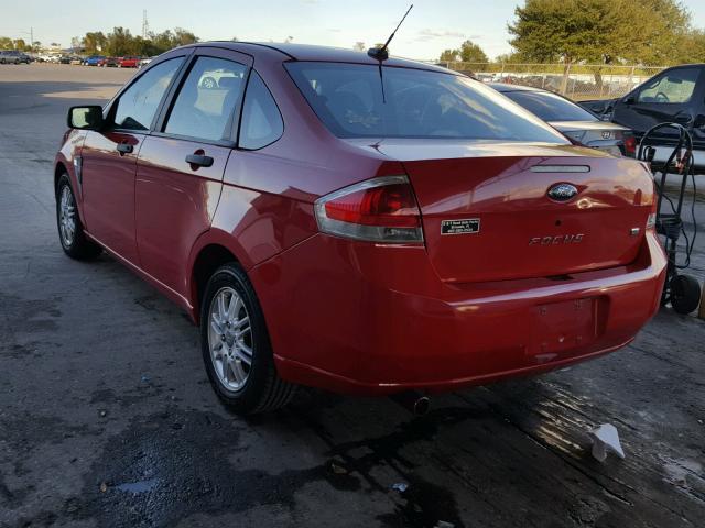 1FAHP35N38W254451 - 2008 FORD FOCUS SE RED photo 3