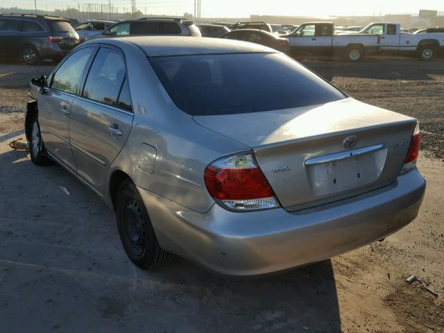 4T1BE32K65U432615 - 2005 TOYOTA CAMRY LE Gold Foto 3