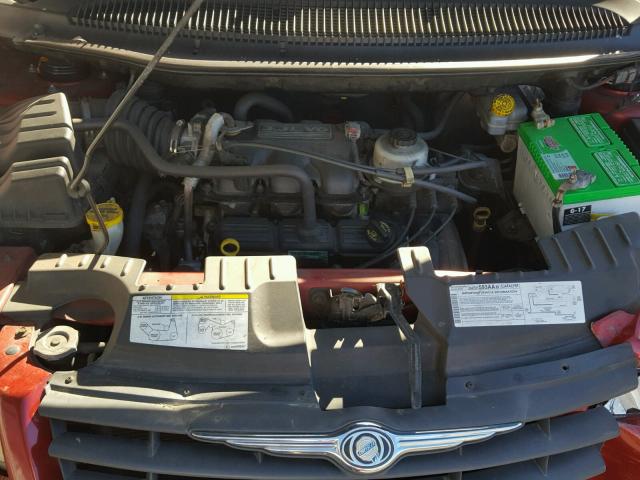 1A4GP45R66B658146 - 2006 CHRYSLER TOWN & COU RED photo 7