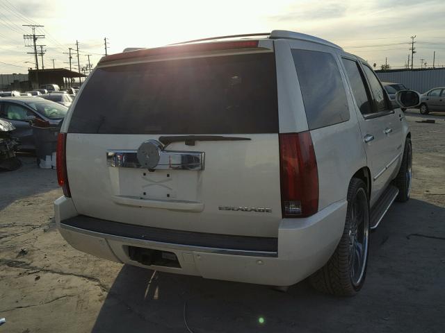 1GYEC63807R362928 - 2007 CADILLAC ESCALADE L CREAM photo 4