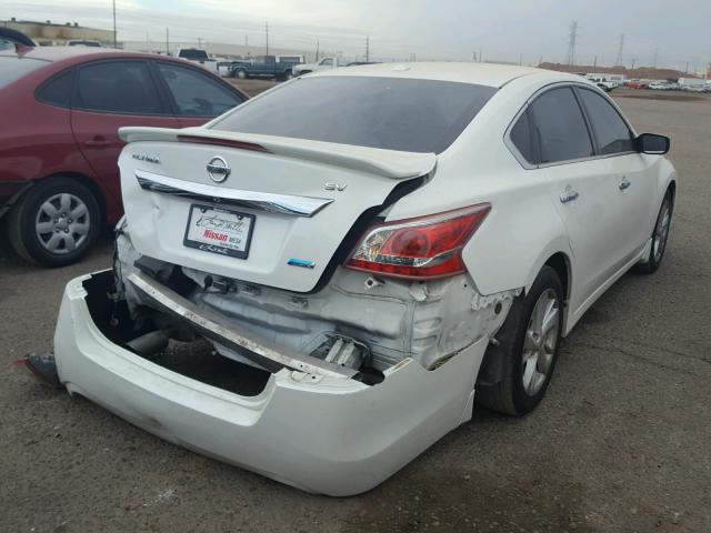 1N4AL3AP5DN495481 - 2013 NISSAN ALTIMA 2.5 WHITE photo 4