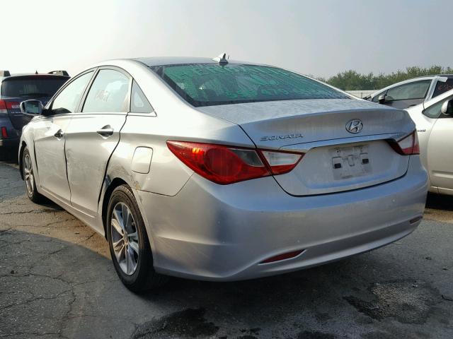 5NPEB4AC8DH702415 - 2013 HYUNDAI SONATA GLS GRAY photo 3